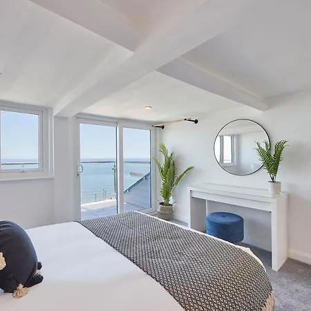 Host & - Pier View Penthouse 公寓 *