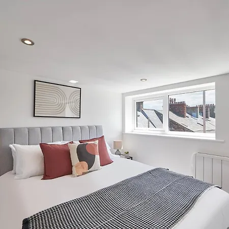 公寓 Host & - Pier View Penthouse *
