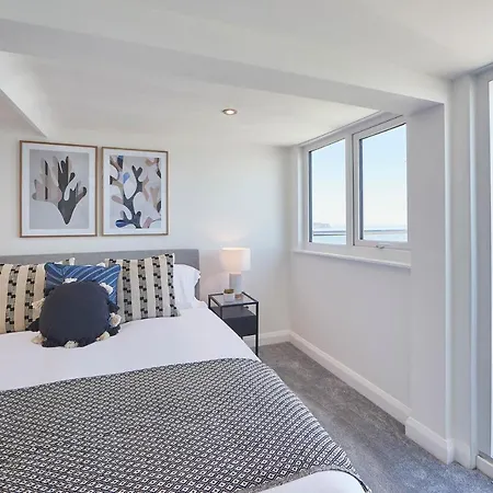 公寓 Host & - Pier View Penthouse *